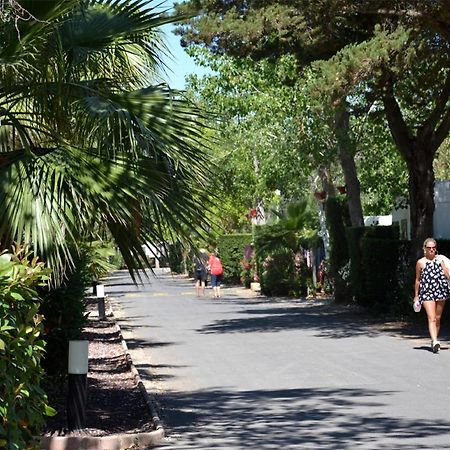 Camping Les Salisses - Maeva Vias Zewnętrze zdjęcie