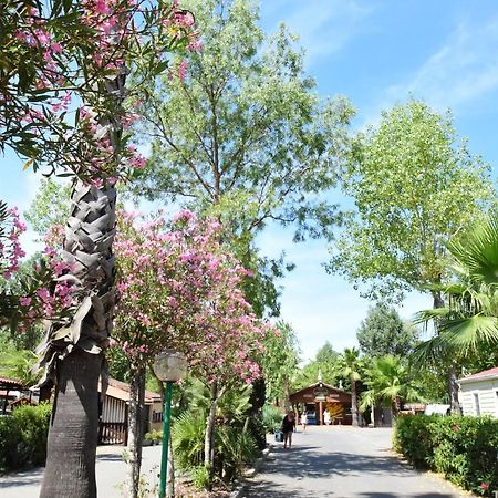 Camping Les Salisses - Maeva Vias Zewnętrze zdjęcie
